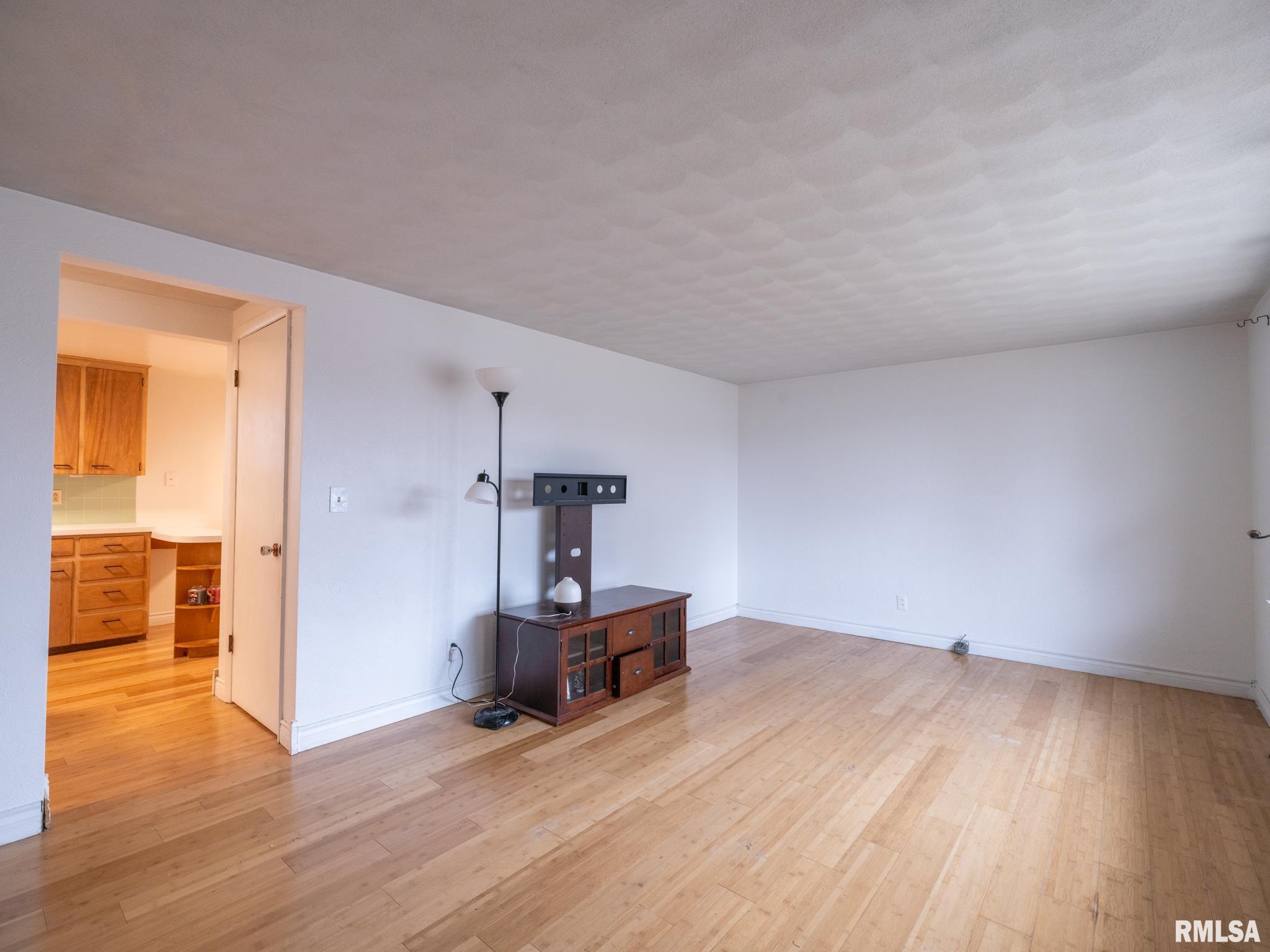 112 Caroline Street Morton, IL 61550 - Photo 9 of 51