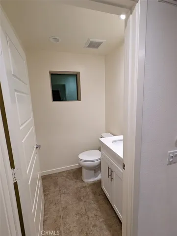 $3,970 | 19537 Astor Place, Northridge, CA 91324