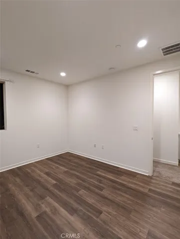 $3,970 | 19537 Astor Place, Northridge, CA 91324