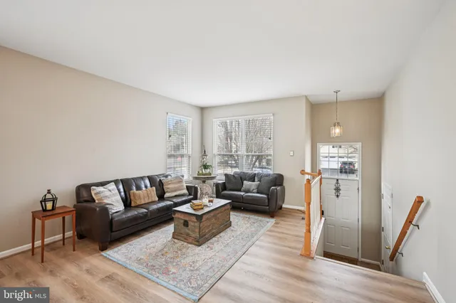 $570,000 | 4 Cheyenne Court, Burlington, NJ 08016