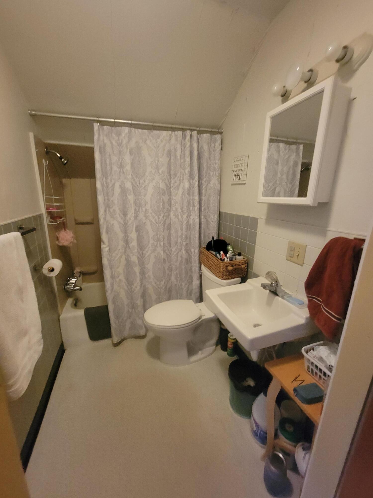 185 Elm Street Brewer, ME 04412 - Photo 14 of 26 20250609_091657