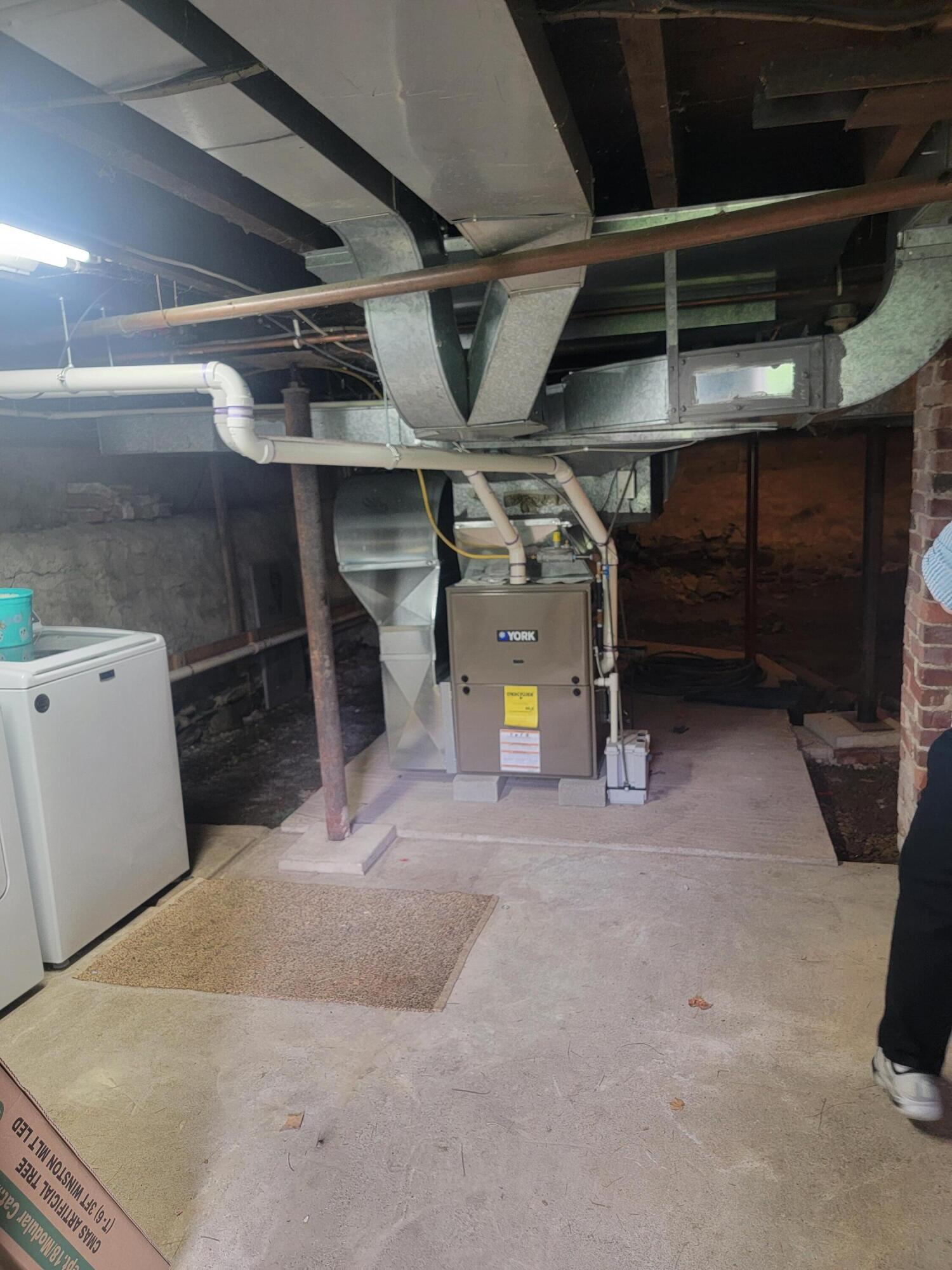 185 Elm Street Brewer, ME 04412 - Photo 20 of 26 20250609_092759