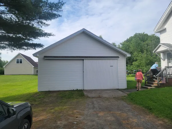 $450,000 | 185 Elm Street, Brewer, ME 04412