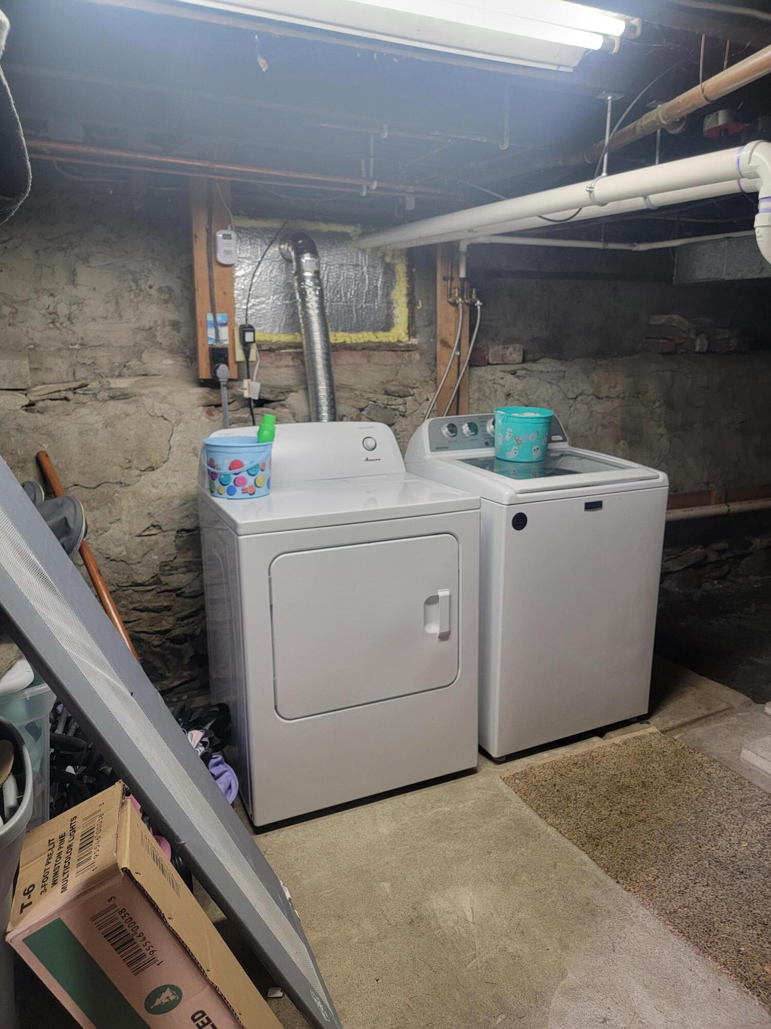 185 Elm Street Brewer, ME 04412 - Photo 21 of 26 20250609_092803