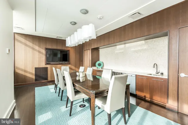 $335,000 | 100 Harborview Drive, Unit 202, Baltimore, MD 21230