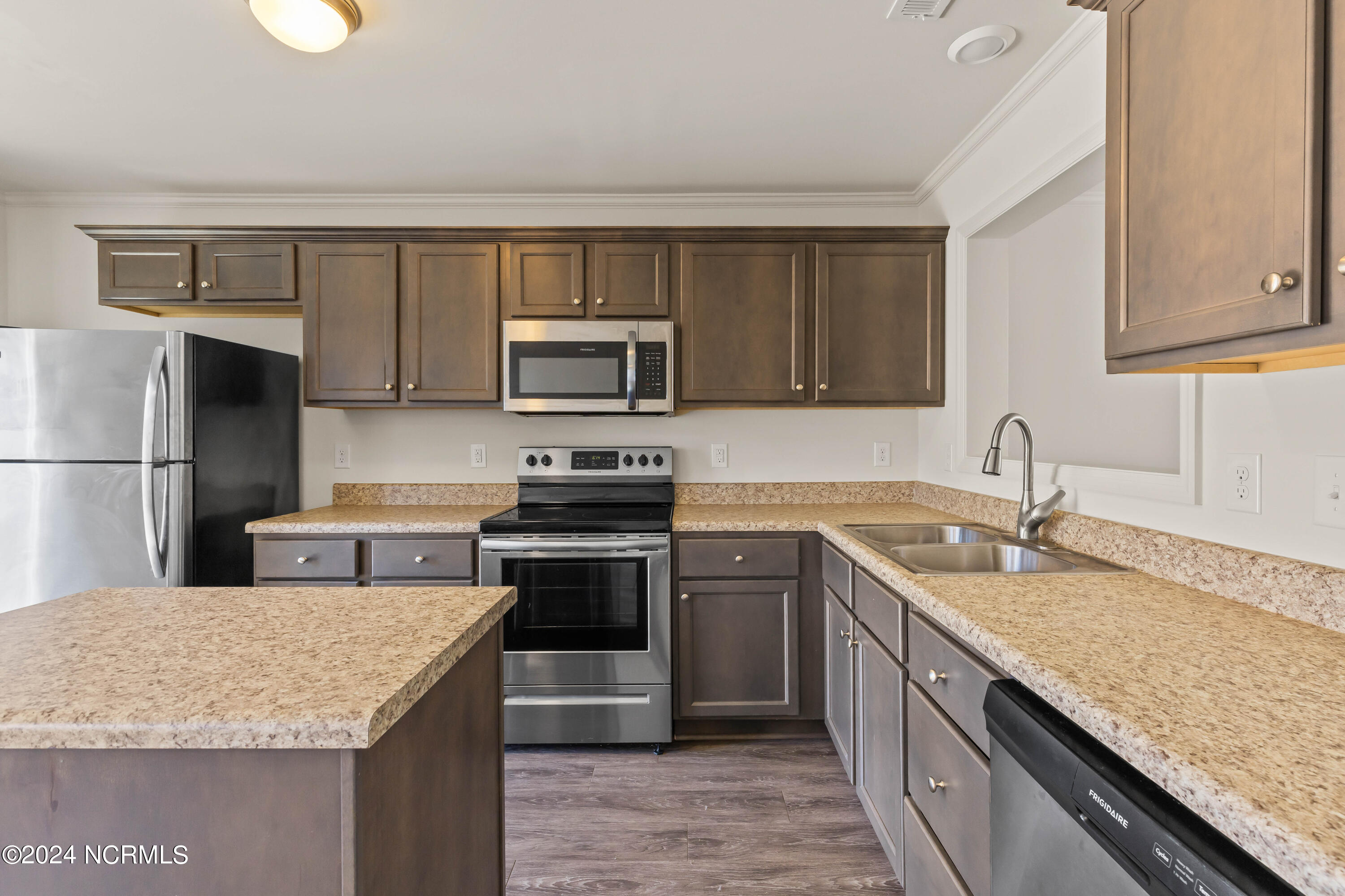 459 Sullivan Loop Road Midway Park, NC 28544 - Photo 12 of 24 12