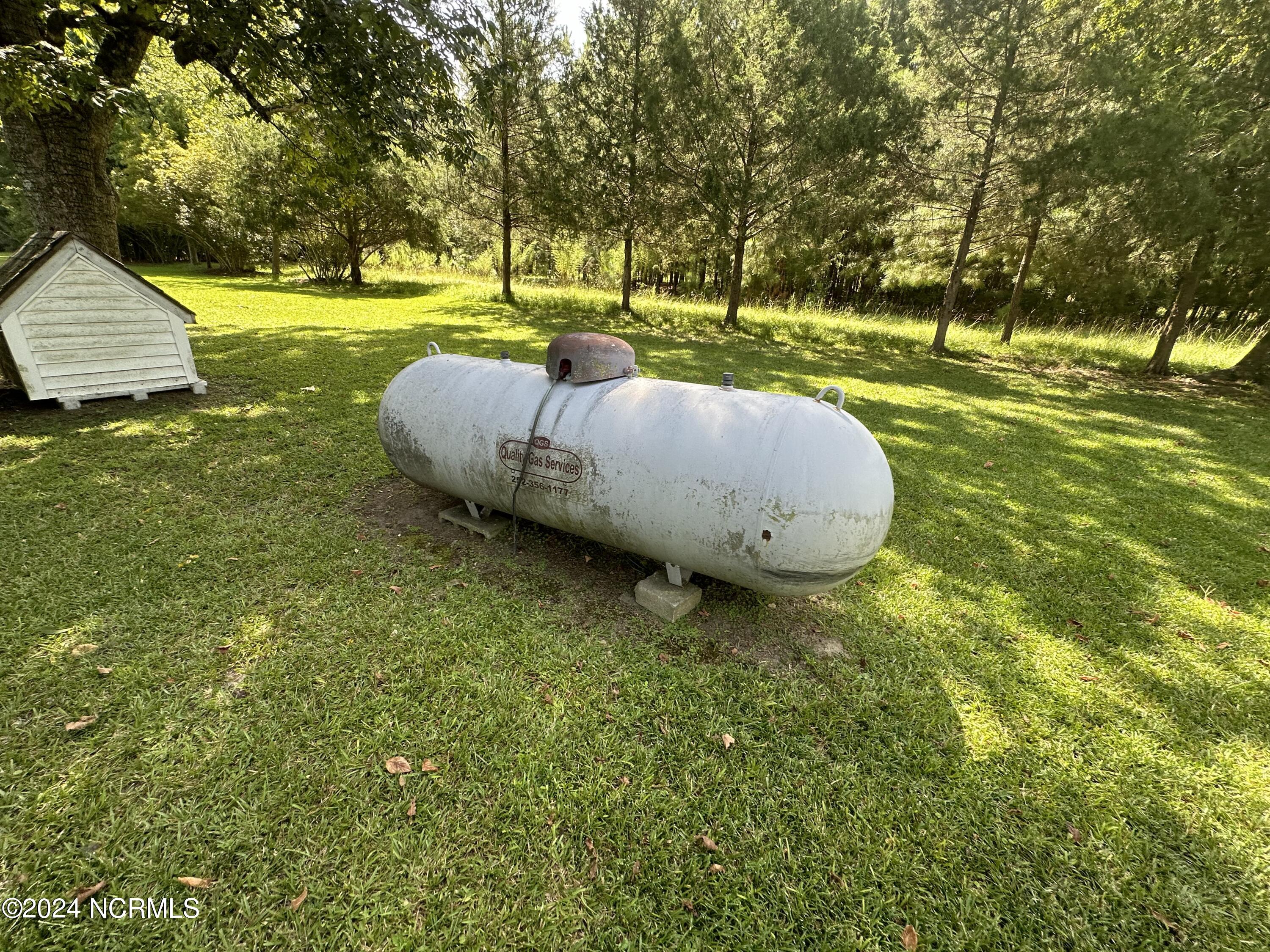 114 Rhodes Avenue Windsor, NC 27983 - Photo 22 of 26 IMG_1790