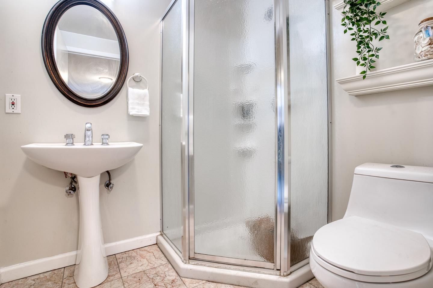 5575 Harwood Road San Jose, CA 95124 - Photo 42 of 47