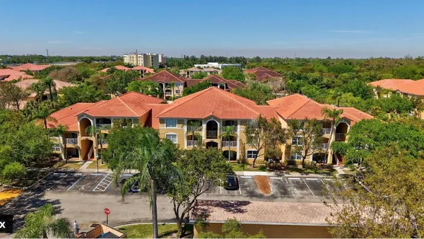 $1,600 | 5560 Northwest 61st Street, Unit 705, Coconut Creek, FL 33073