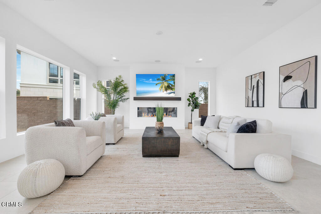 11944 Red Hawk Lane Porter Ranch, CA 91326 - Photo 16 of 61