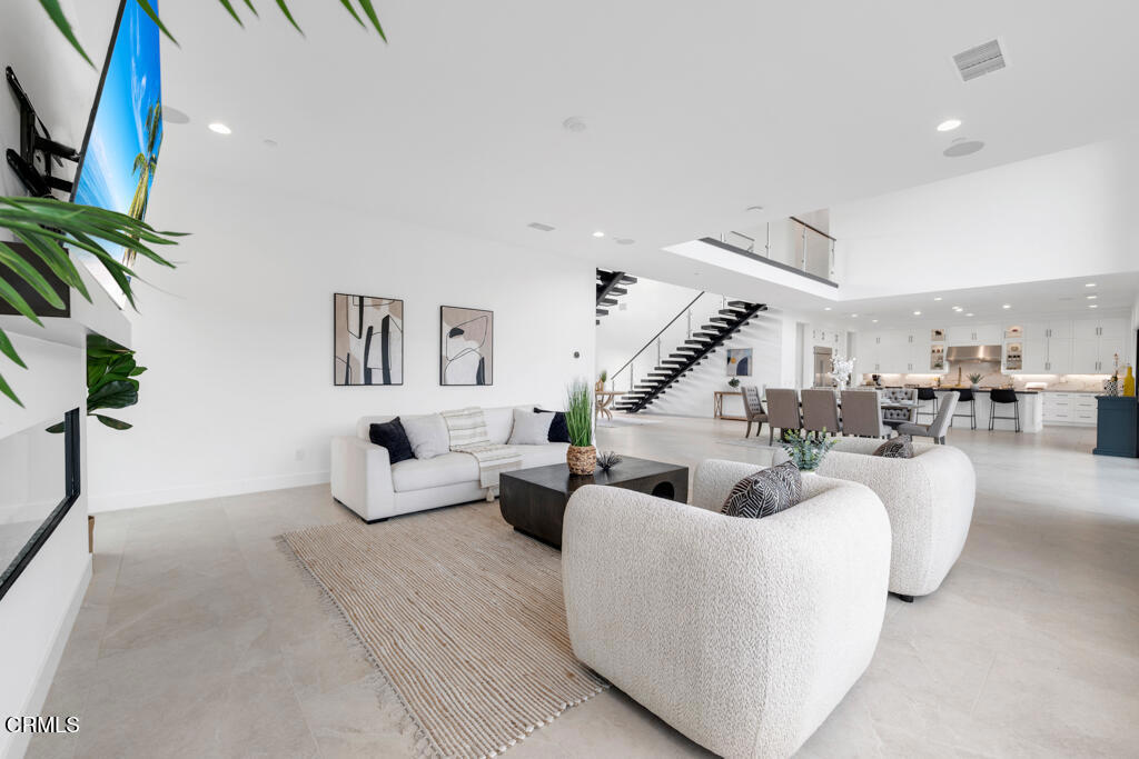 11944 Red Hawk Lane Porter Ranch, CA 91326 - Photo 18 of 61