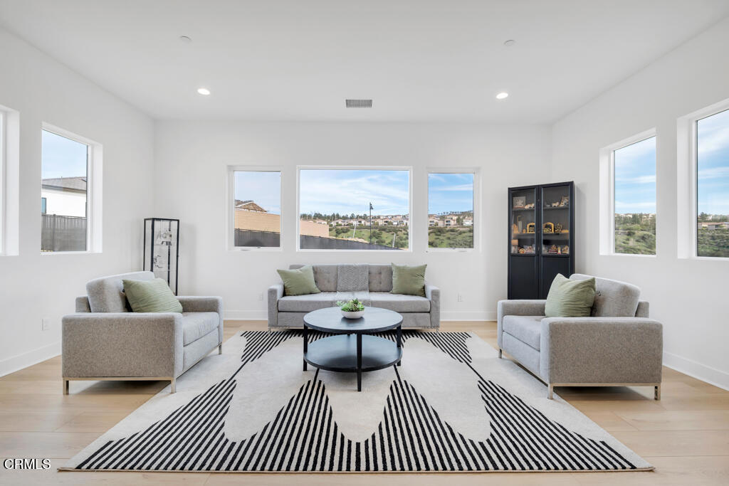 11944 Red Hawk Lane Porter Ranch, CA 91326 - Photo 24 of 61