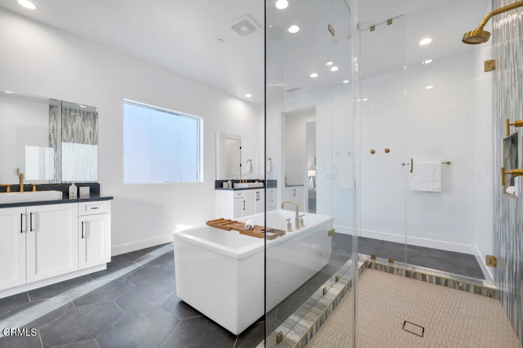 11944 Red Hawk Lane Porter Ranch, CA 91326 - Photo 30 of 61