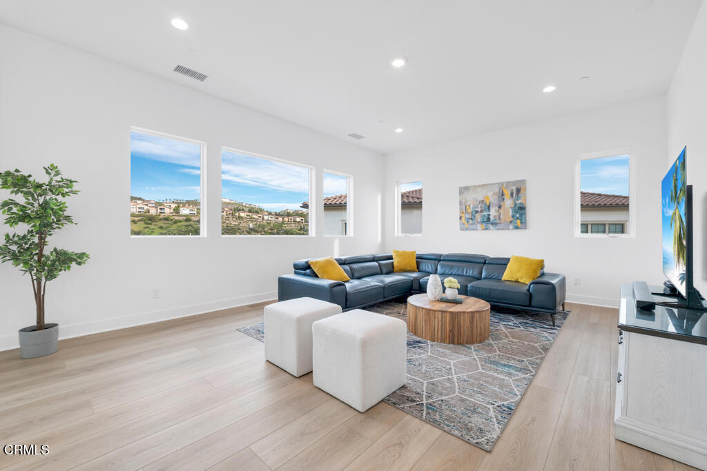 11944 Red Hawk Lane Porter Ranch, CA 91326 - Photo 34 of 61