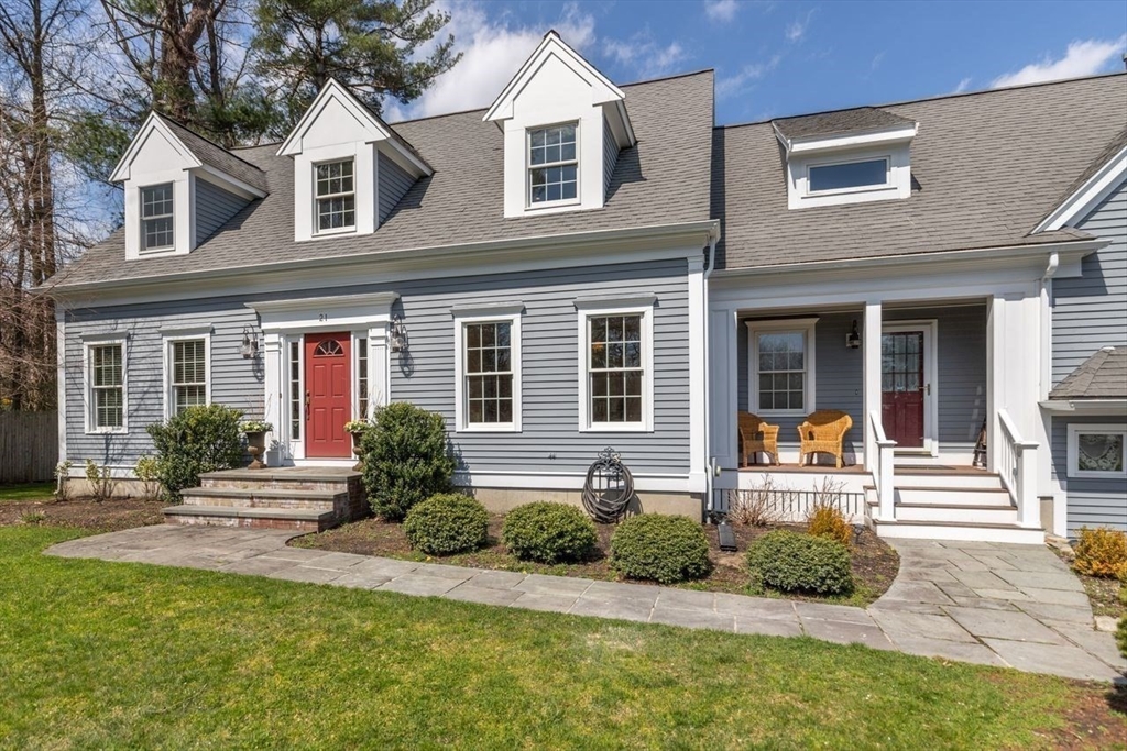 21 Smith Road Milton, MA 02186 - Photo 2 of 37