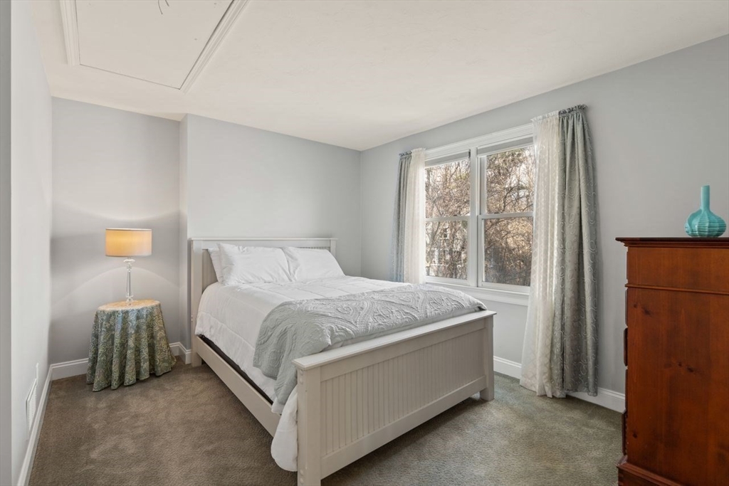 21 Smith Road Milton, MA 02186 - Photo 23 of 37