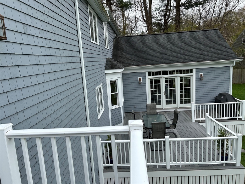 21 Smith Road Milton, MA 02186 - Photo 33 of 37