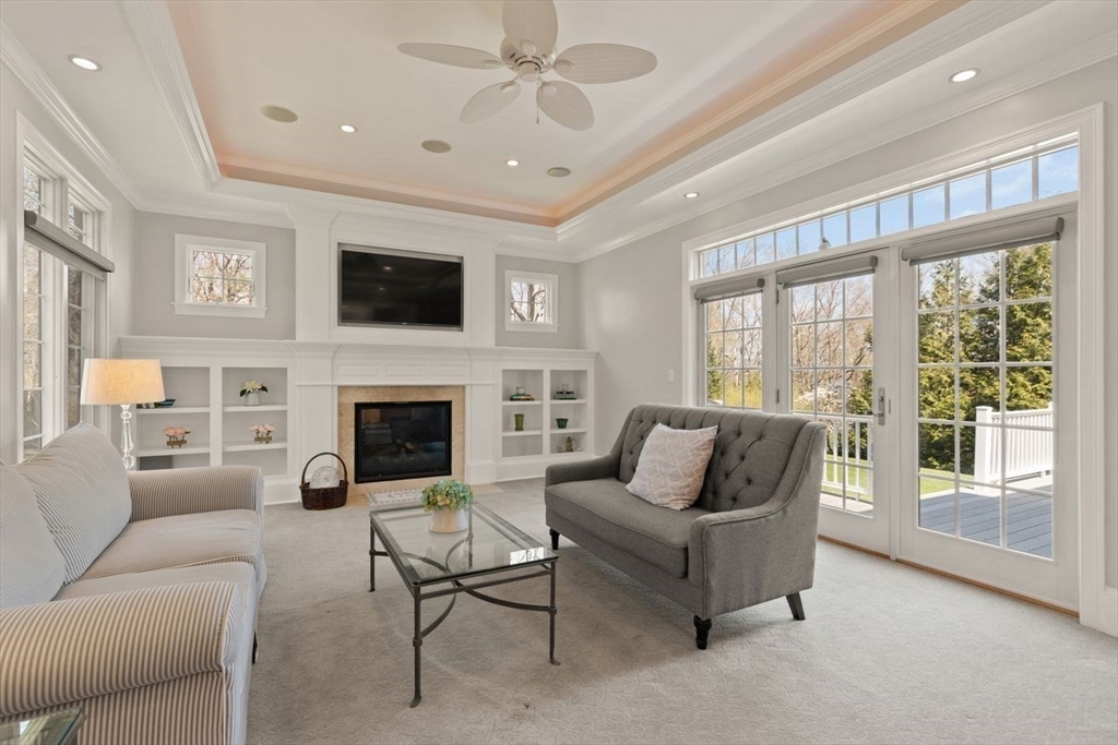 21 Smith Road Milton, MA 02186 - Photo 6 of 37