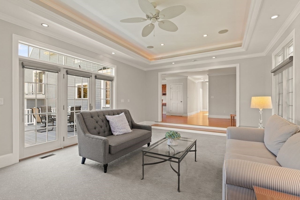 21 Smith Road Milton, MA 02186 - Photo 7 of 37