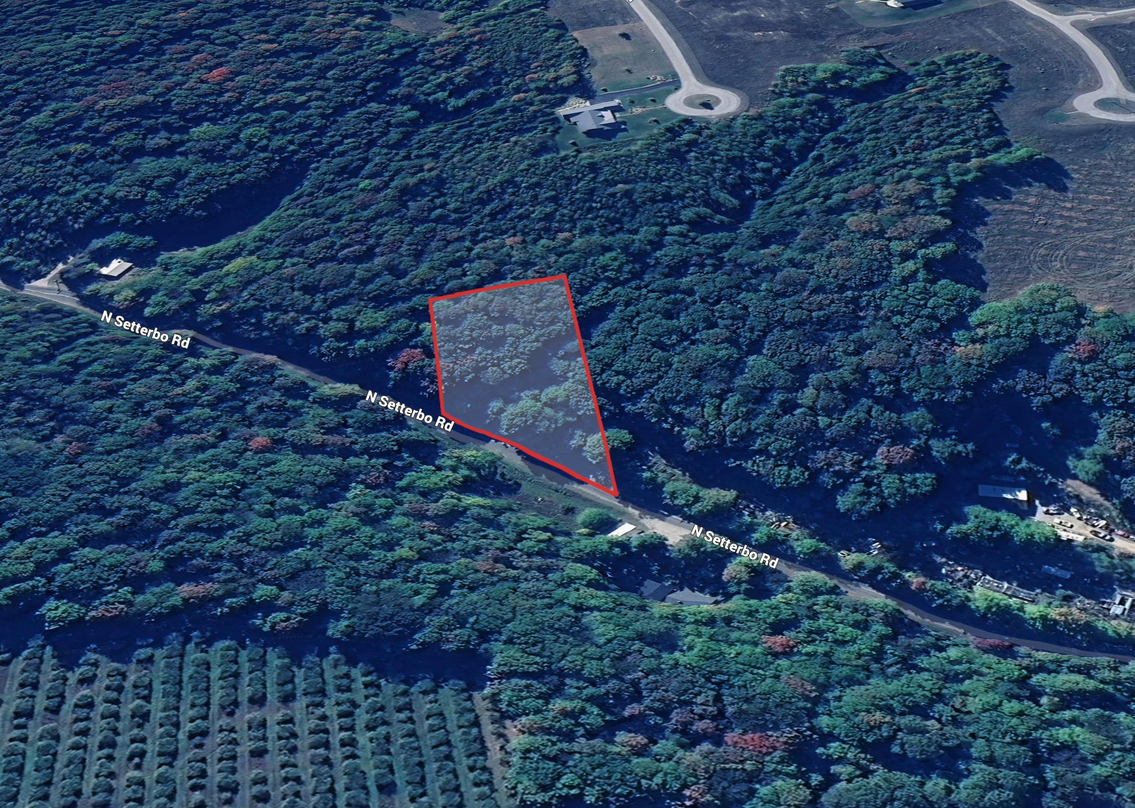 1575 North Setterbo Road Suttons Bay, MI 49682 - Photo 2 of 6