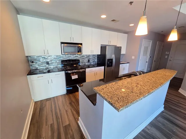 $2,695 | 44 Peachtree Place Northeast, Unit 1931, Atlanta, GA 30309