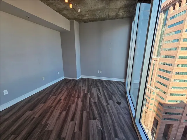 $2,695 | 44 Peachtree Place Northeast, Unit 1931, Atlanta, GA 30309