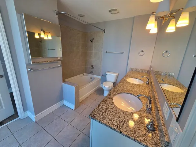 $2,695 | 44 Peachtree Place Northeast, Unit 1931, Atlanta, GA 30309