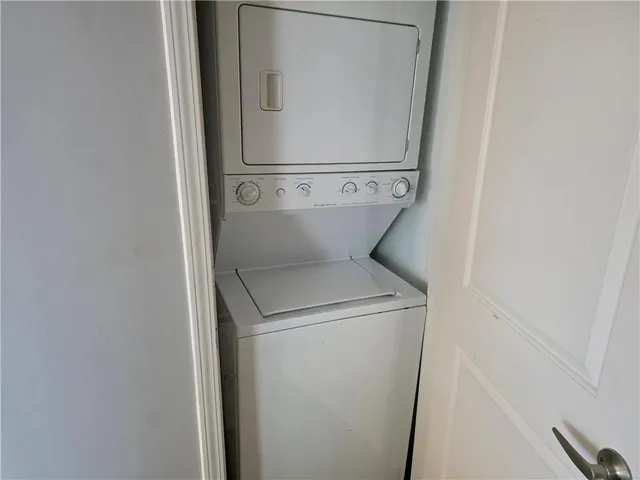 $2,695 | 44 Peachtree Place Northeast, Unit 1931, Atlanta, GA 30309