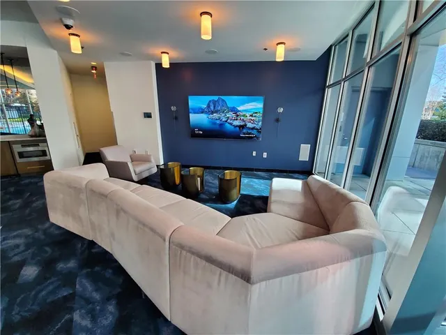 $2,695 | 44 Peachtree Place Northeast, Unit 1931, Atlanta, GA 30309