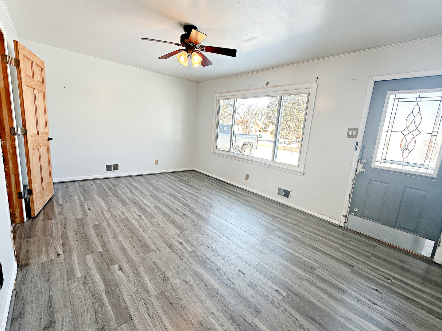 304 Columbus Road Streator, IL 61364 - Photo 6 of 23 Gallery Image 6