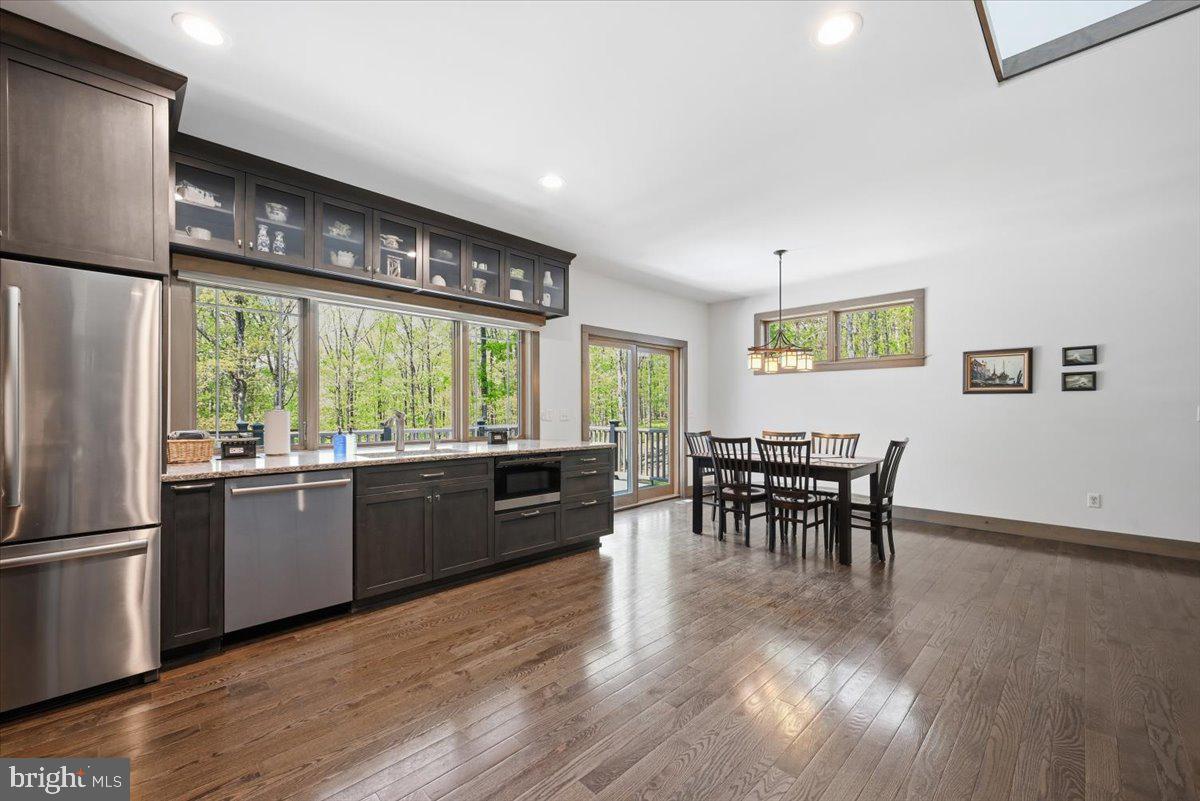 115 Ridgewood Lane Hawley, PA 18428 - Photo 31 of 105