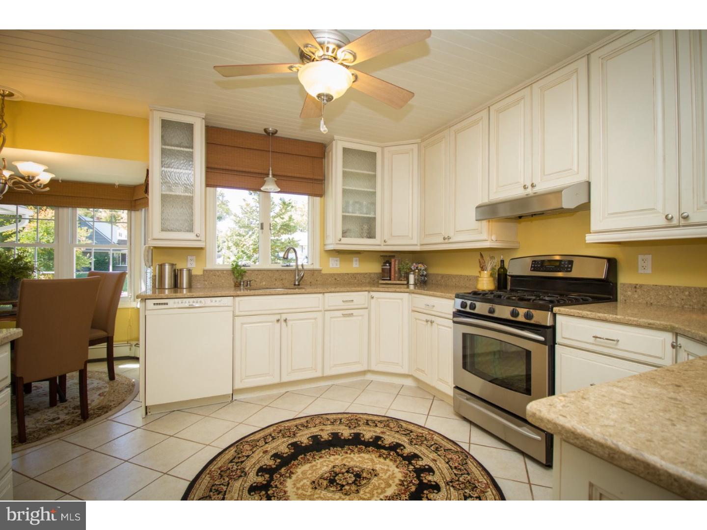 2 Sugarplum Road Levittown, PA 19056 - Photo 7 of 24 Kitchen