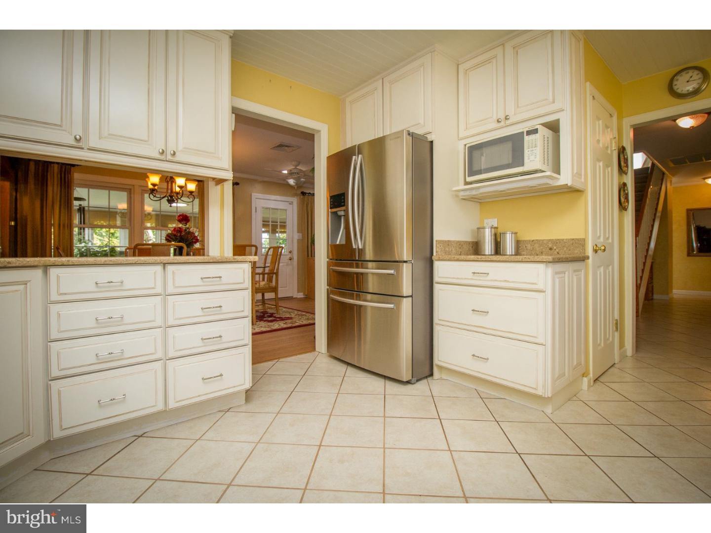 2 Sugarplum Road Levittown, PA 19056 - Photo 8 of 24 Kitchen