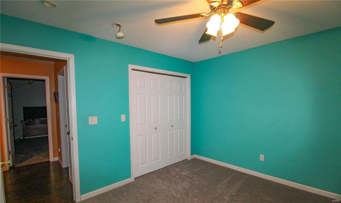 1301 Ridgefield Drive Godfrey, IL 62035 - Photo 16 of 31 Gallery Image 16