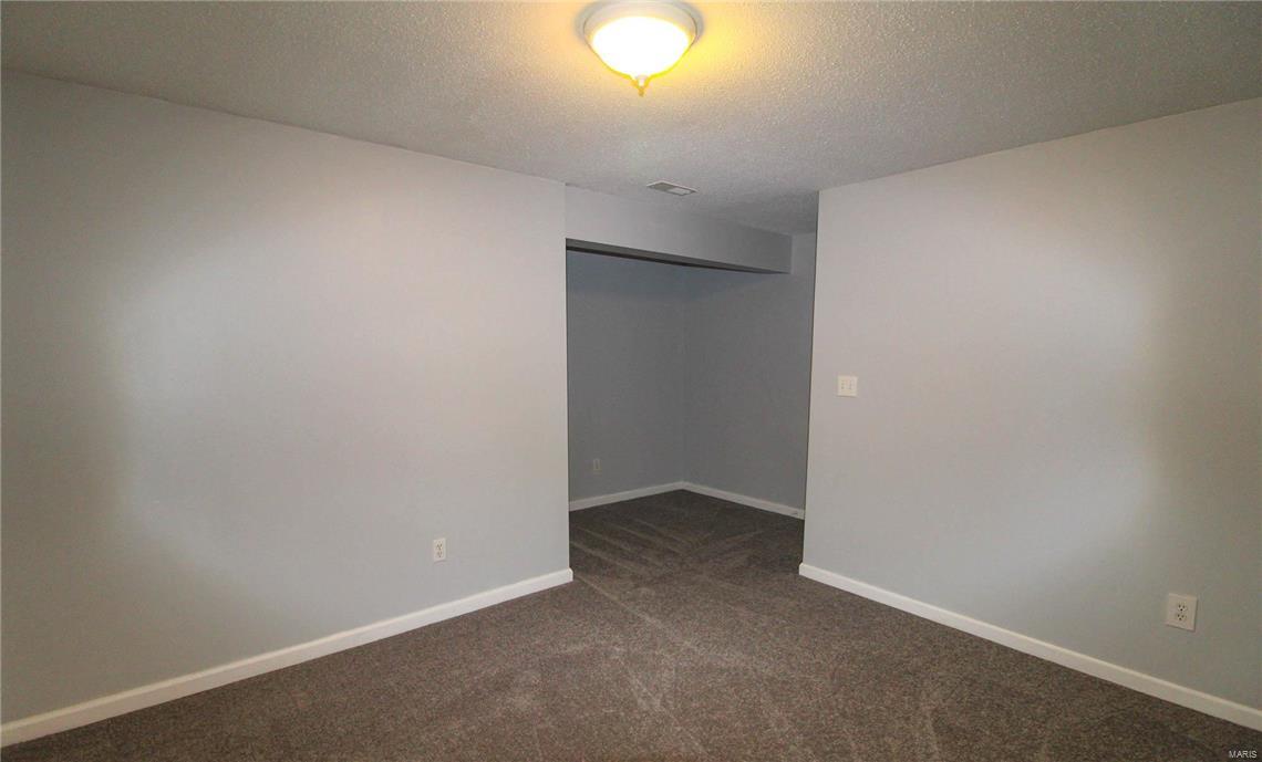 1301 Ridgefield Drive Godfrey, IL 62035 - Photo 21 of 31 Gallery Image 21