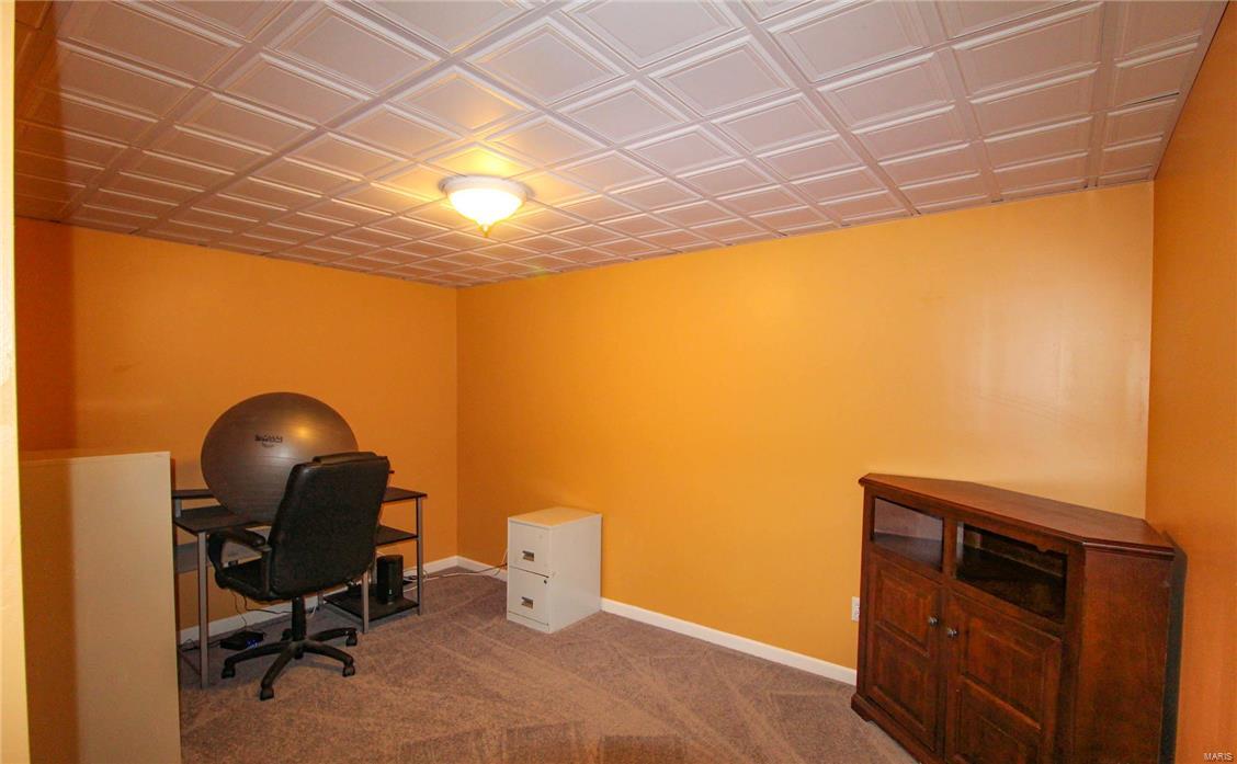 1301 Ridgefield Drive Godfrey, IL 62035 - Photo 25 of 31 Gallery Image 25