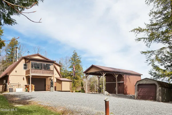 $699,900 | 380 Mallon Road, Fulton, NY 12071