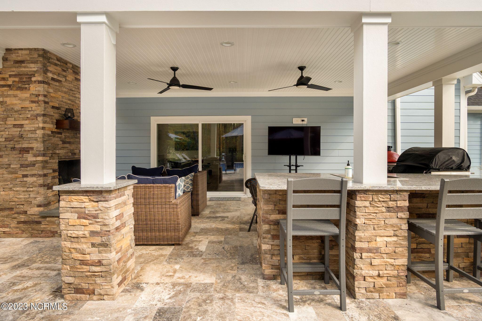17 Gables Road New Bern, NC 28562 - Photo 81 of 129 Guest House - Outdoor Kitchen Area