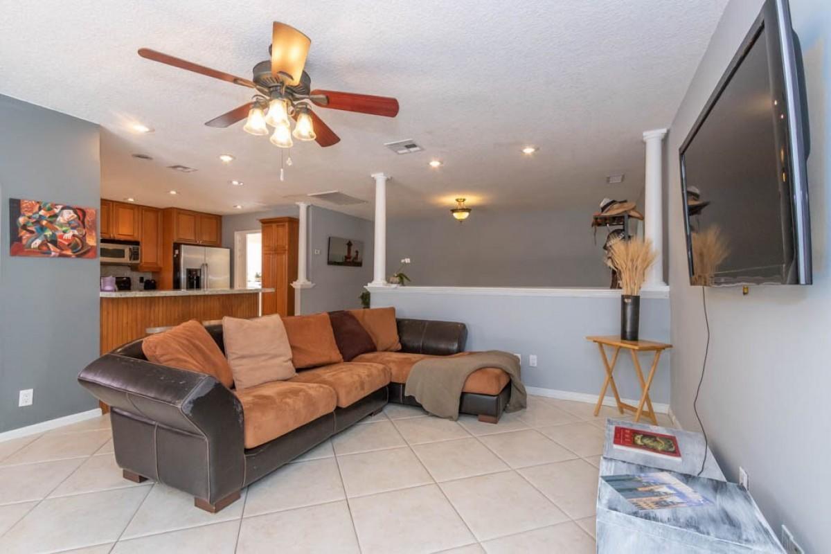 4899 Brandywine Drive Boca Raton, FL 33487 - Photo 5 of 10 5