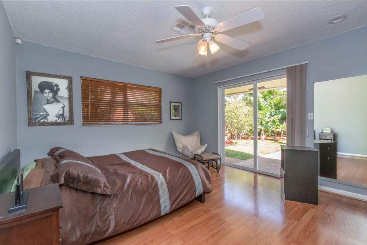 4899 Brandywine Drive Boca Raton, FL 33487 - Photo 6 of 10 6