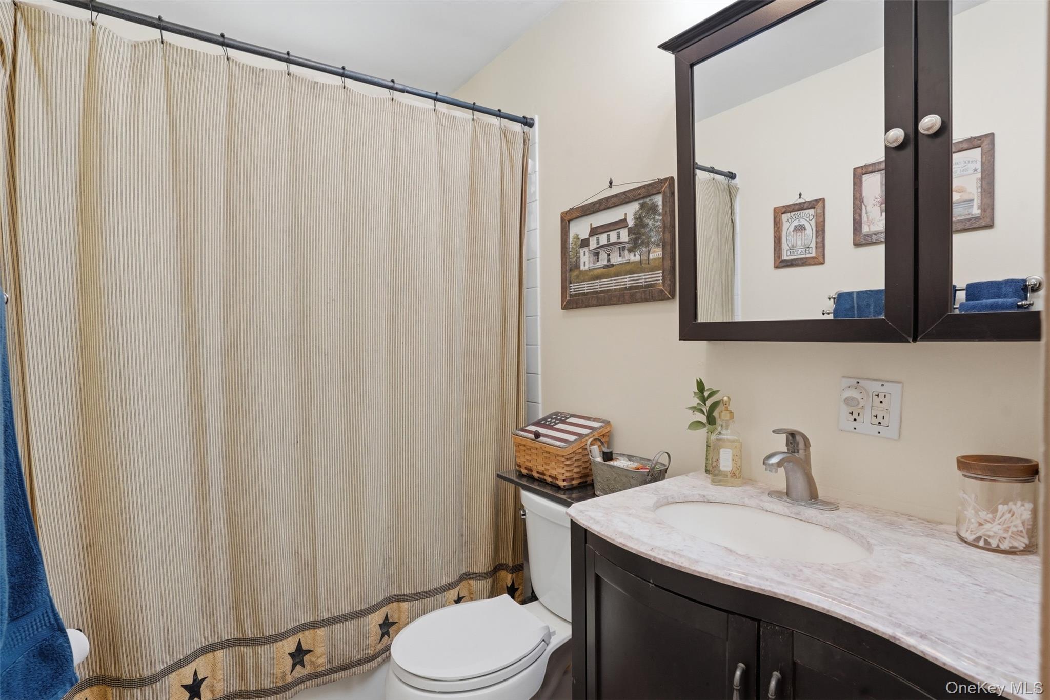 9 Rocky Road Red Hook, NY 12571 - Photo 17 of 39