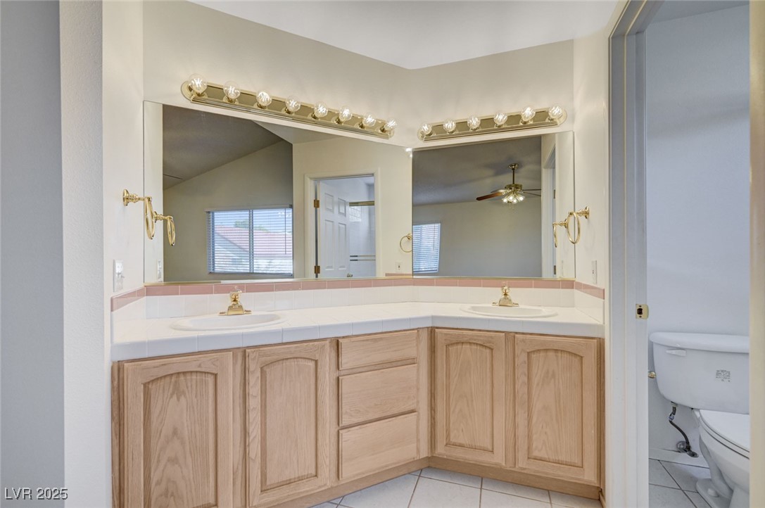 3213 Shallow Point Circle Las Vegas, NV 89117 - Photo 21 of 43