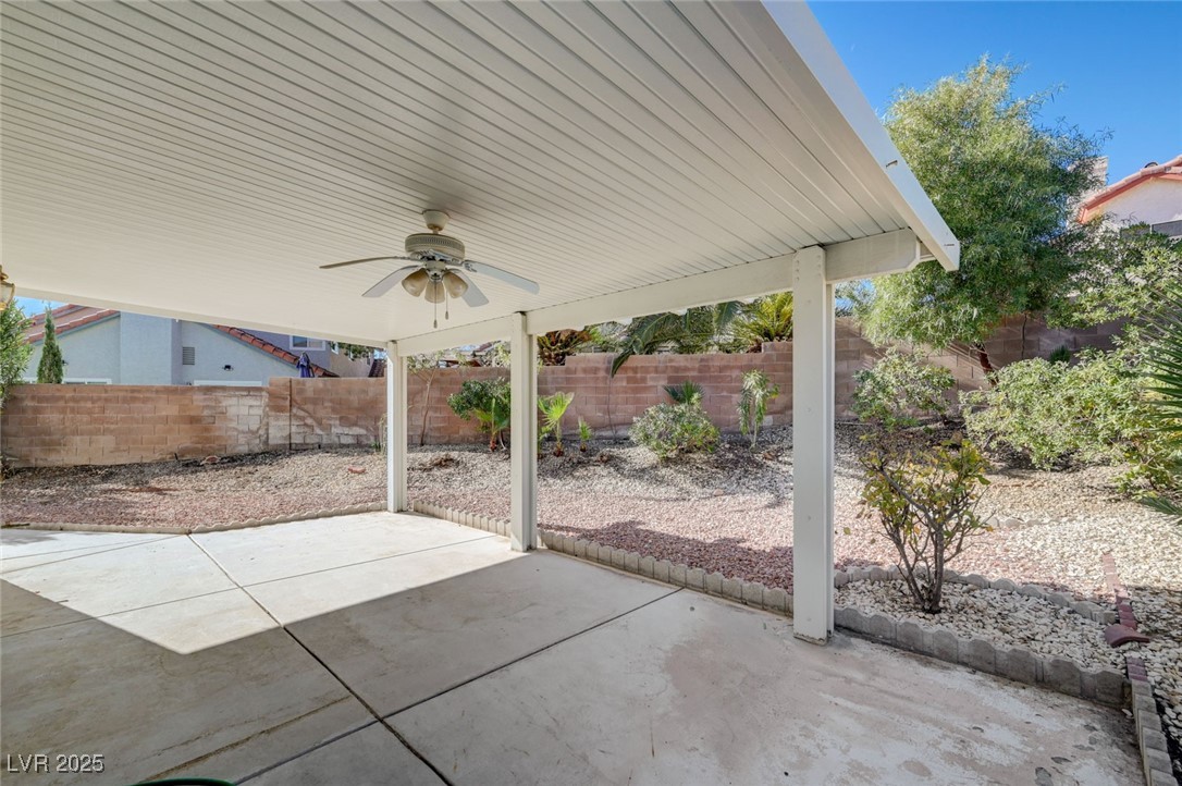 3213 Shallow Point Circle Las Vegas, NV 89117 - Photo 33 of 43 Low maintenance backyard