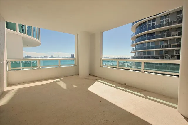 $3,800 | 1800 North Bayshore Drive, Unit 911, Miami, FL 33132