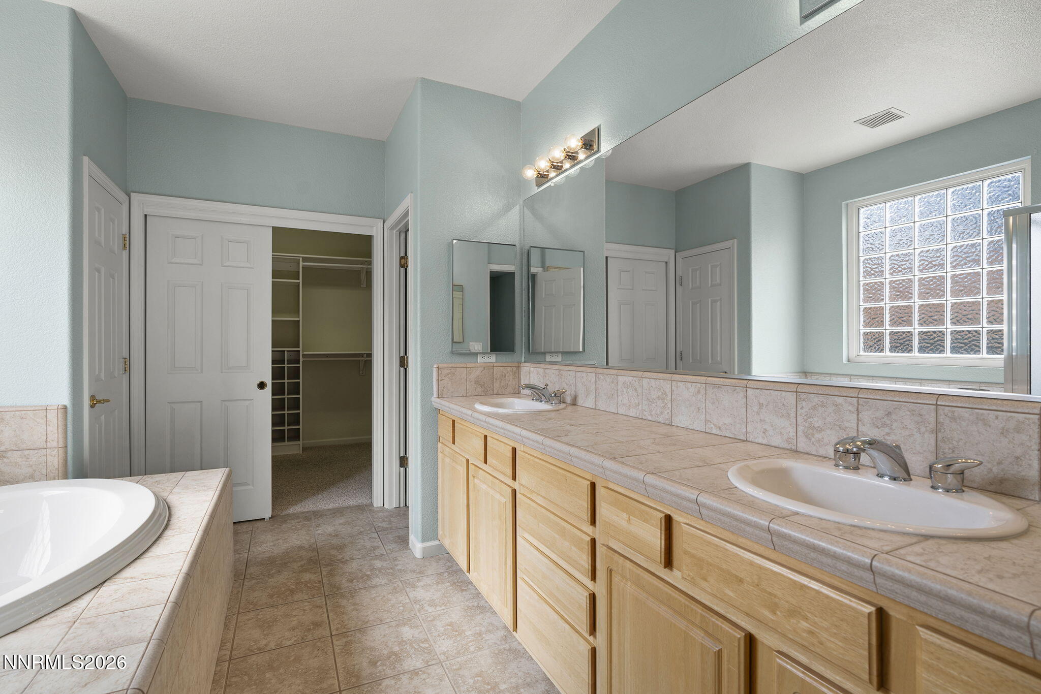 5700 Falcon Ridge Court Sparks, NV 89436 - Photo 27 of 45 27-web-or-mls-_DSC7789