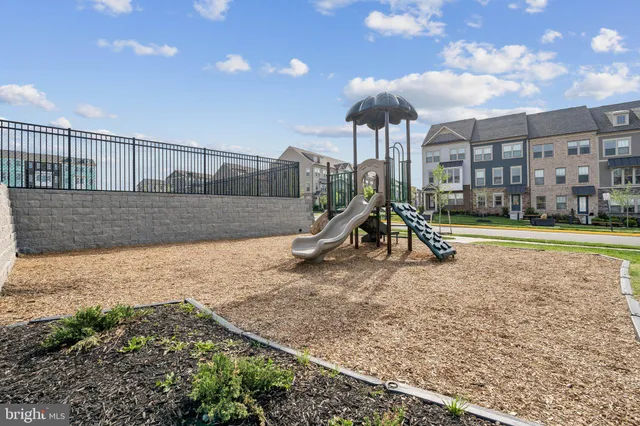 $543,560 | 1055 Inferno Terrace Southeast, Leesburg, VA 20175