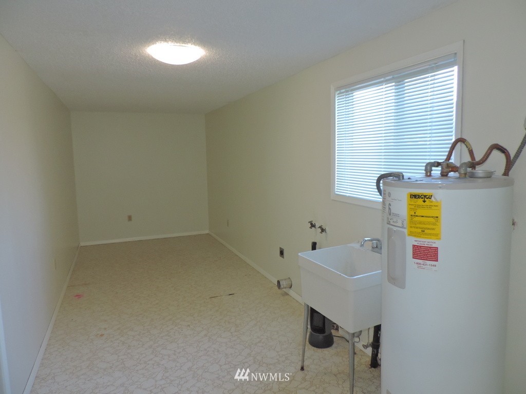 226 Cowlitz Road Winlock, WA 98596 - Photo 12 of 20 Gallery Image 12