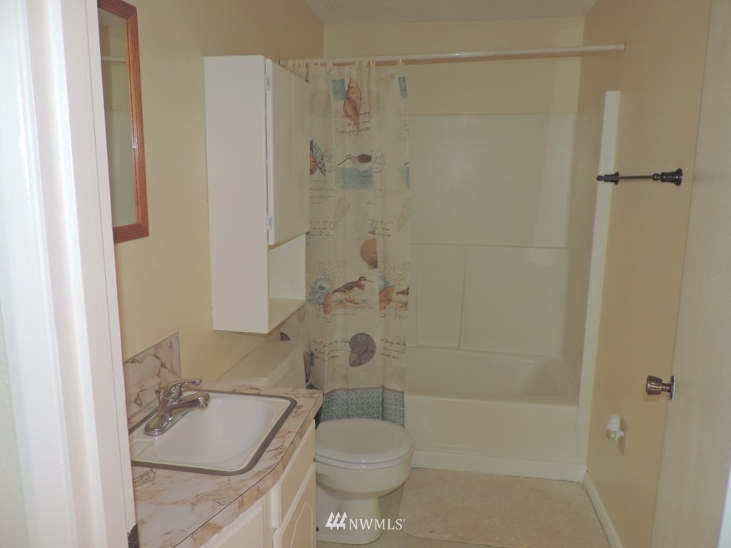 226 Cowlitz Road Winlock, WA 98596 - Photo 10 of 20 Gallery Image 10