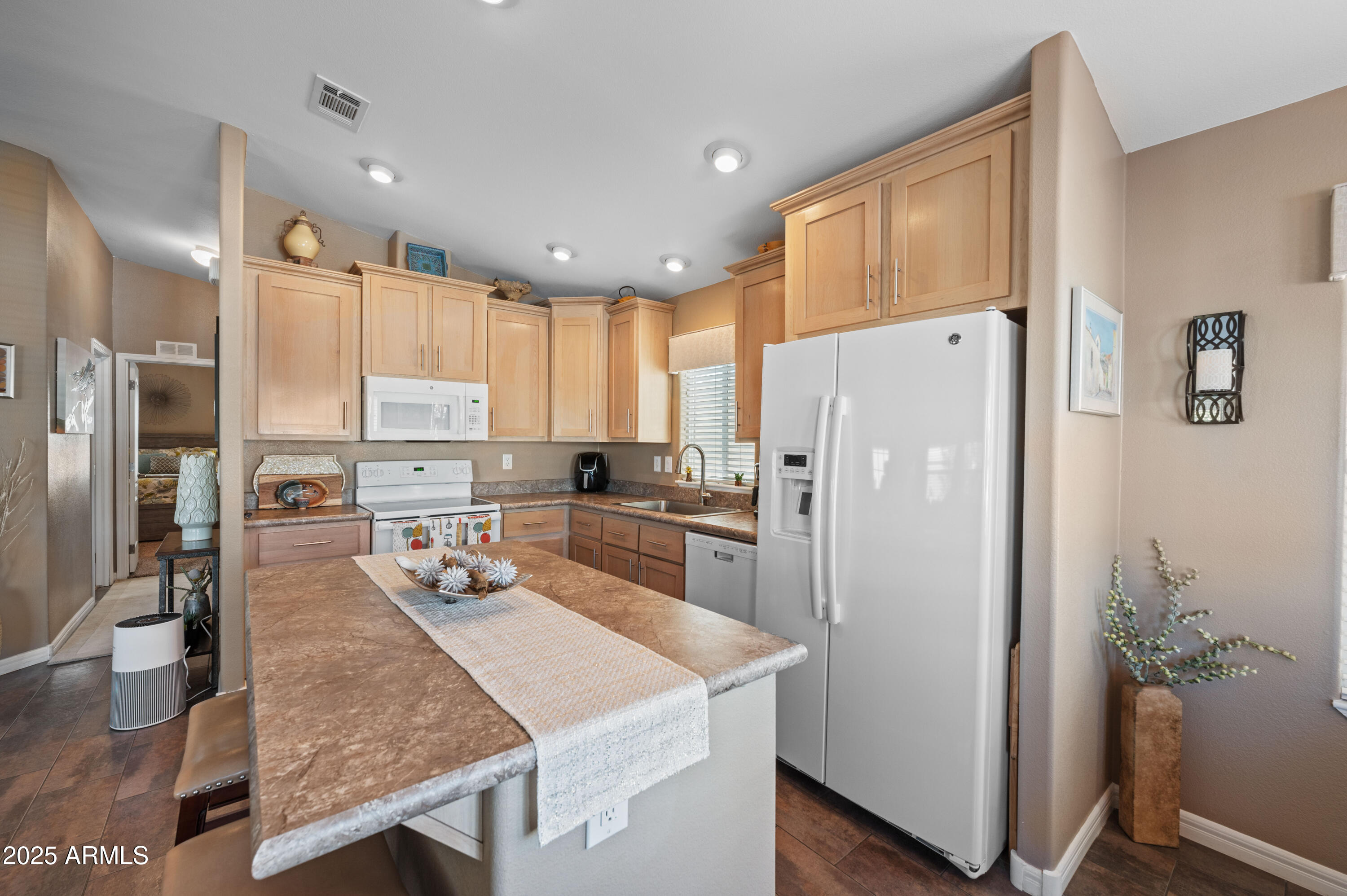 650 North Hawes Road, Unit 3607 Mesa, AZ 85207 - Photo 10 of 35 Kitchen Island