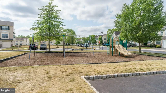 $2,250 | 401 Degas Court, Williamstown, NJ 08094